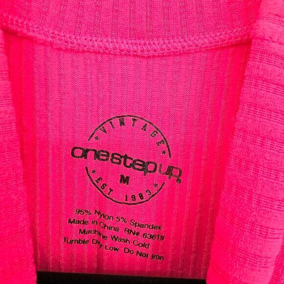 NEW One Step Up Women's Turtleneck High Stretch Ribbed Tank Top Pink Size Medium - Picture 4 of 8